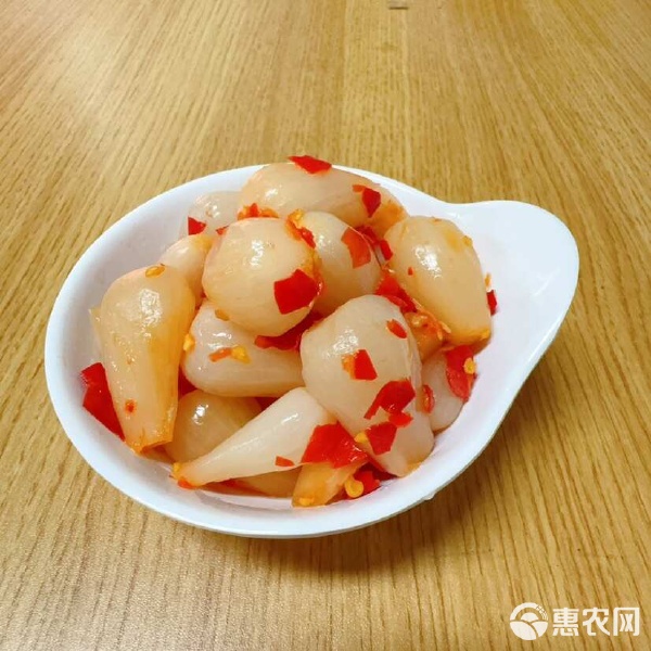 湖南剁椒藠頭 酸辣脆爽的家鄉味，餐前小吃的絕佳選擇